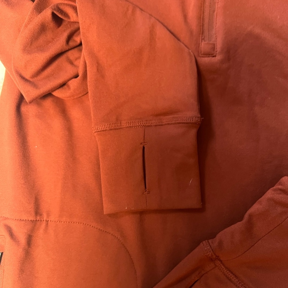 Feat Roam Quarter -Zip Pullover and Shorts Set - Picture 4 of 5
